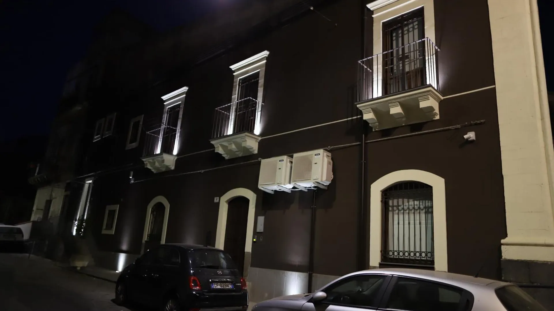 il sacrato di casa loreto Aeroporto di Catania Fontana Rossa